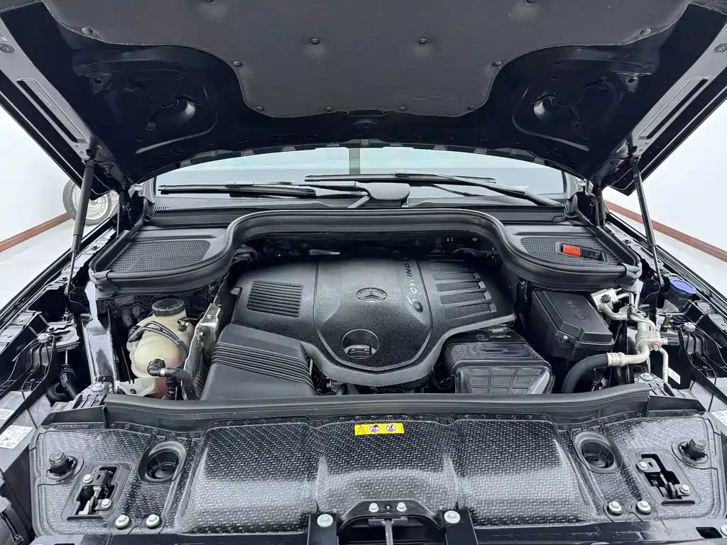 Mercedes-Benz GLE (Import) — миниатюра 16