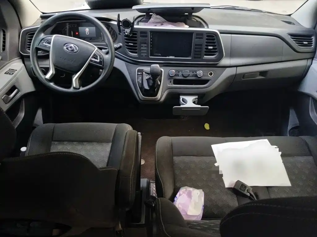 MAXUS V80 — миниатюра 5
