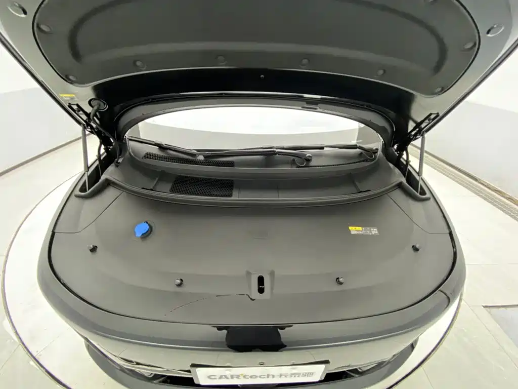 Li Auto Li i8 — миниатюра 12