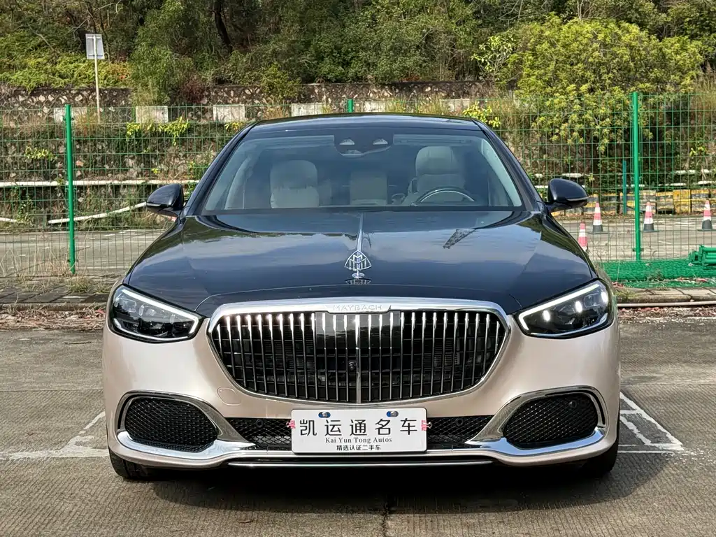Mercedes-Benz S-Class 2025