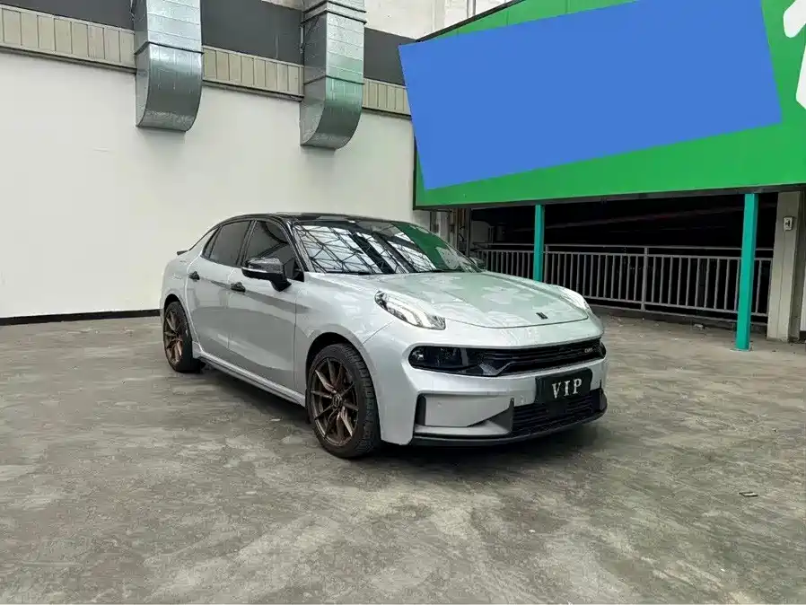 Lynk & Co 03 — миниатюра 3