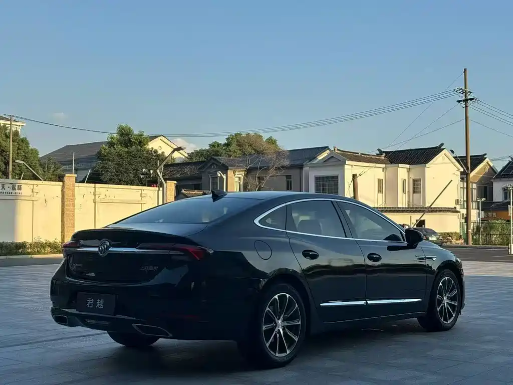Buick LaCrosse — миниатюра 8