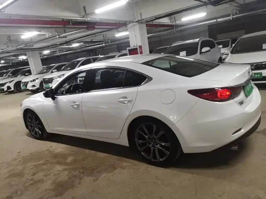 Mazda Atenza — миниатюра 5