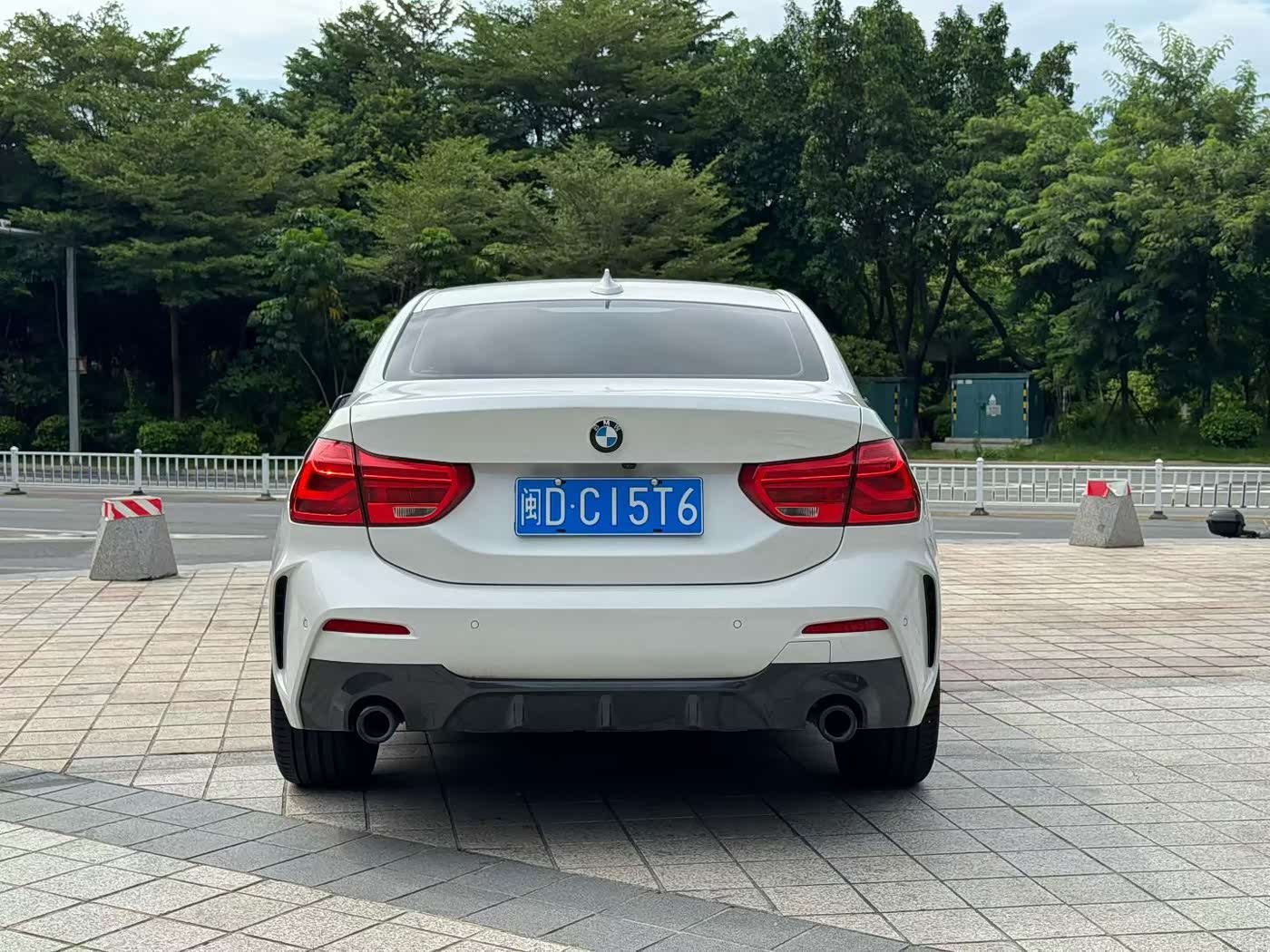 BMW 1 Series 1.5 л 2022 г. Белый, пробег 50000 км