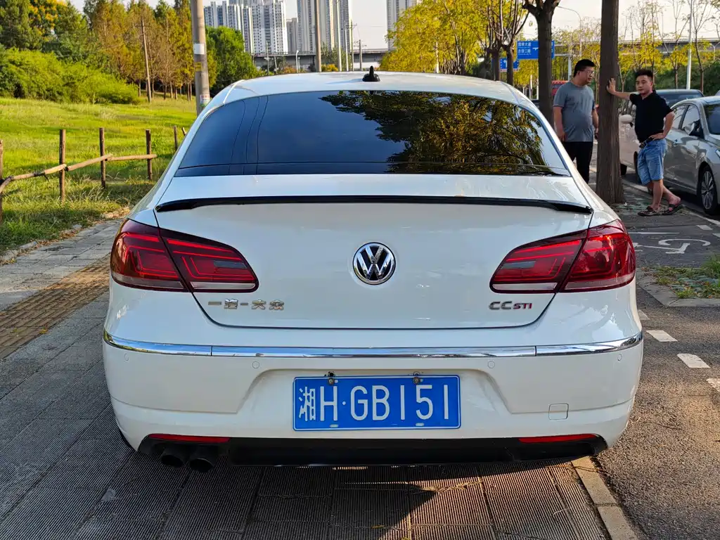 Volkswagen CC — миниатюра 8