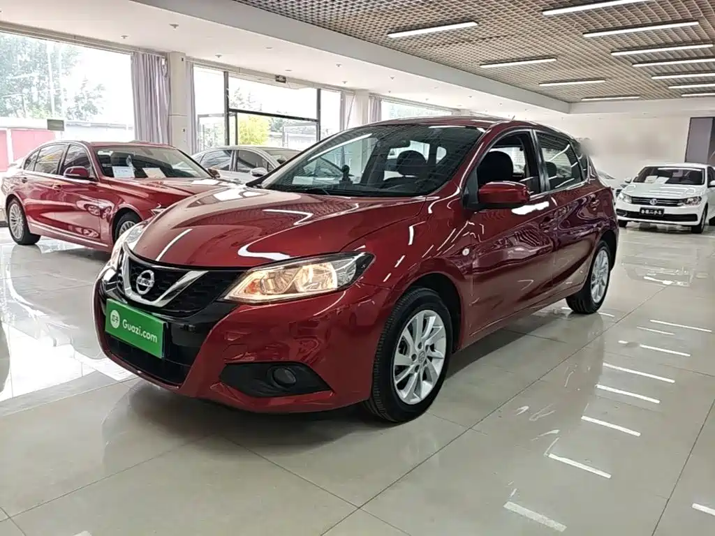 Nissan Tiida — миниатюра 2