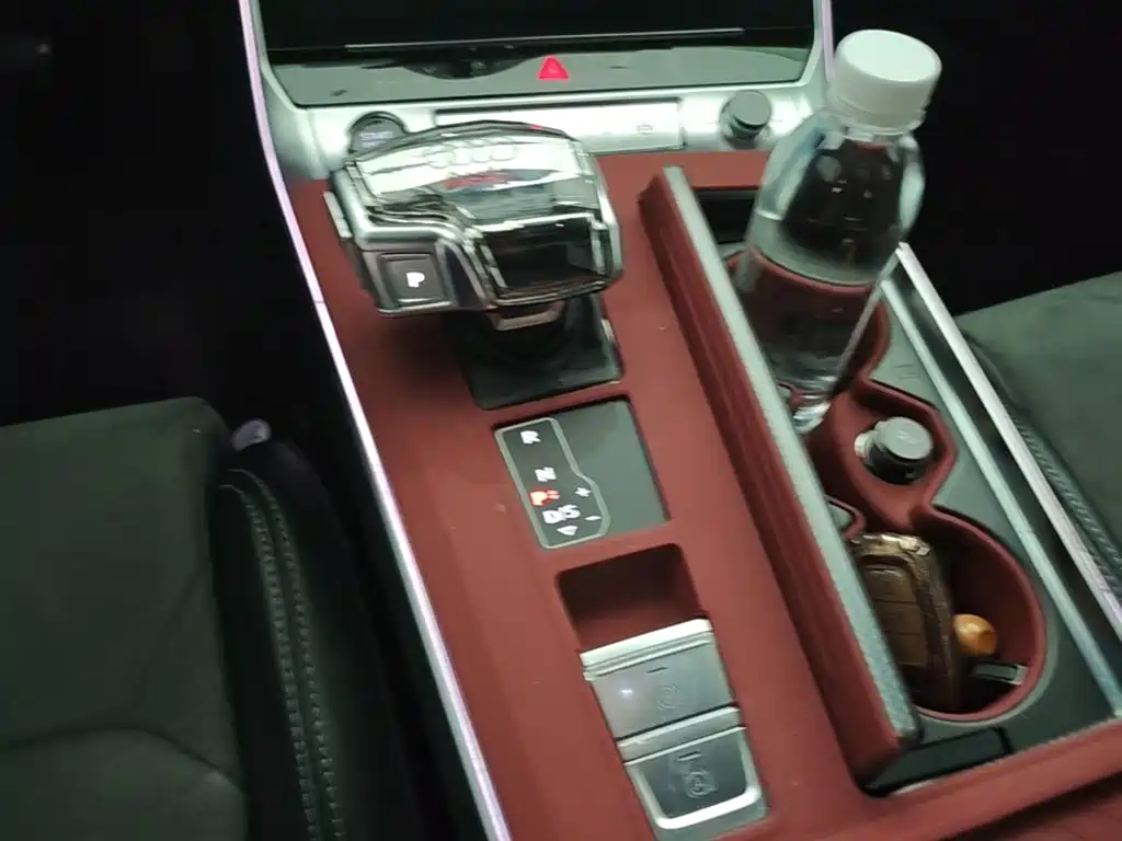 Audi A6L — миниатюра 14