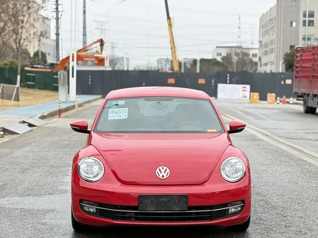 VOLKSWAGEN BEETLE