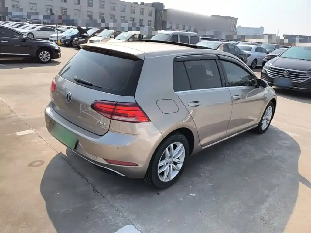 Volkswagen Golf — миниатюра 7