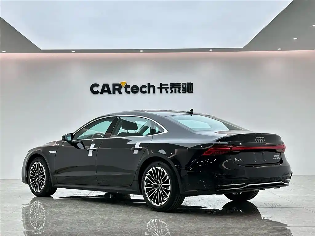 Audi A7L 2024 45 TFSI Luxury