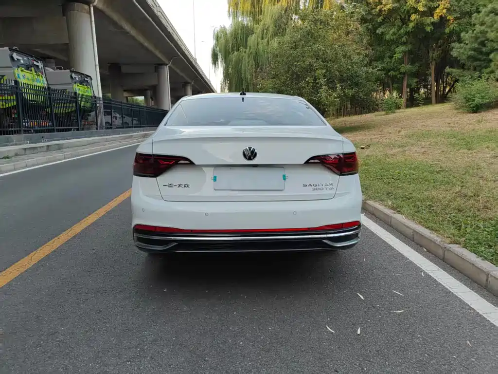 Volkswagen Sagitar — миниатюра 11