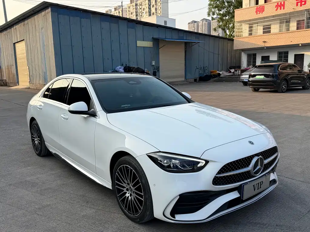 Mercedes-Benz C-Class — миниатюра 3