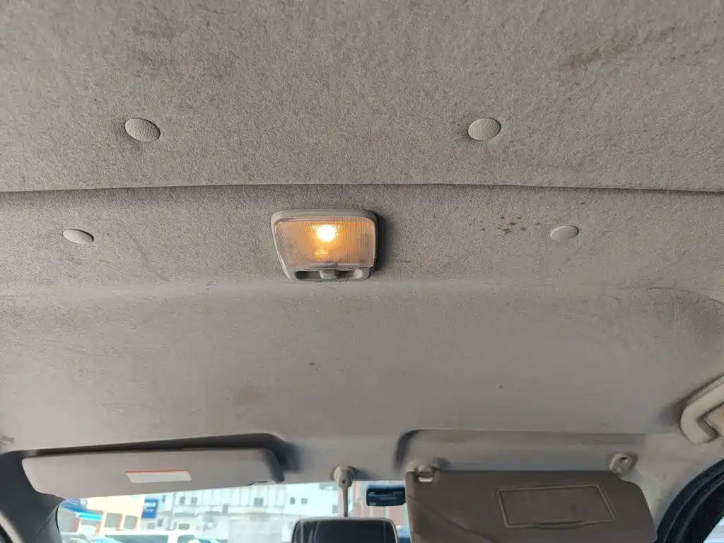 Nissan NV200 — миниатюра 9