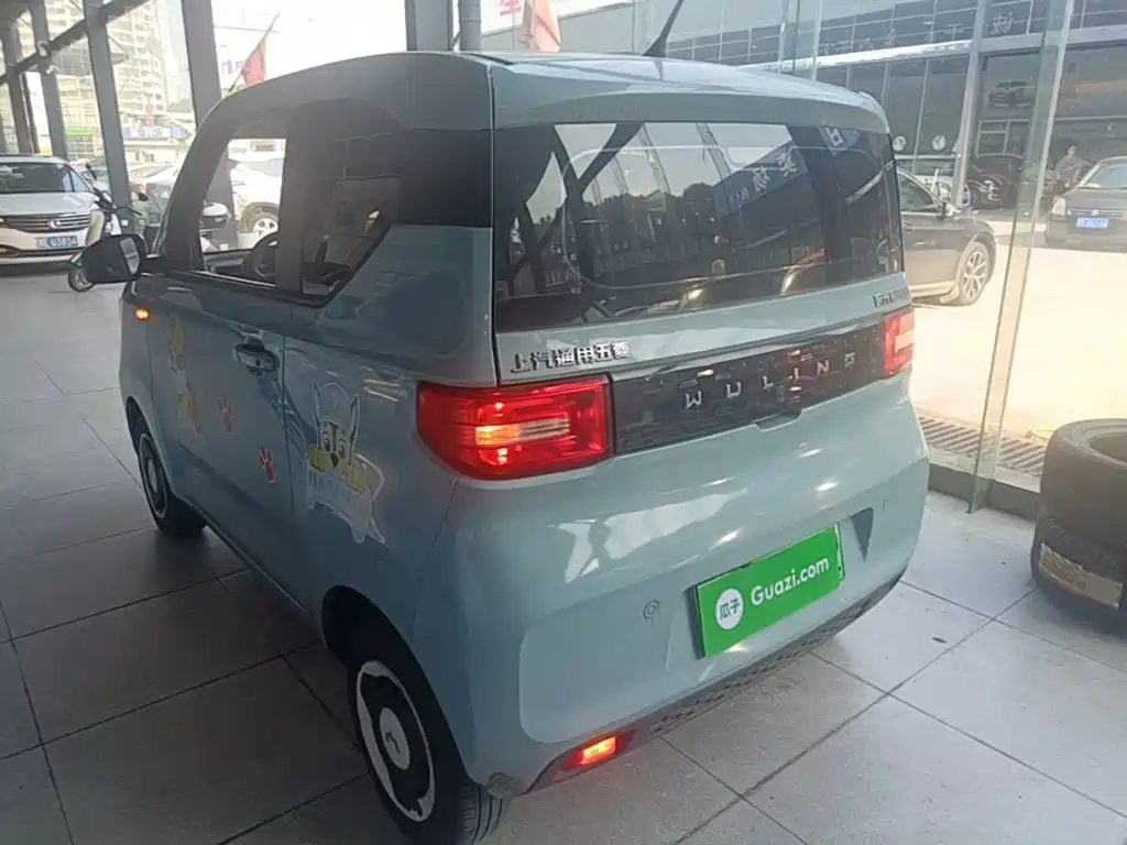 Wuling MINIEV — миниатюра 5