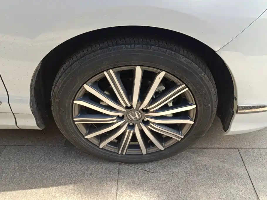 Honda Elysion — миниатюра 6