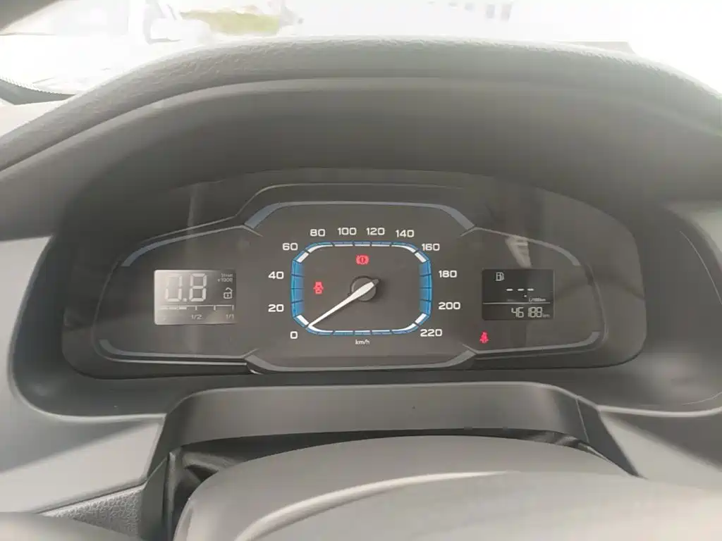 Roewe 360 — миниатюра 12
