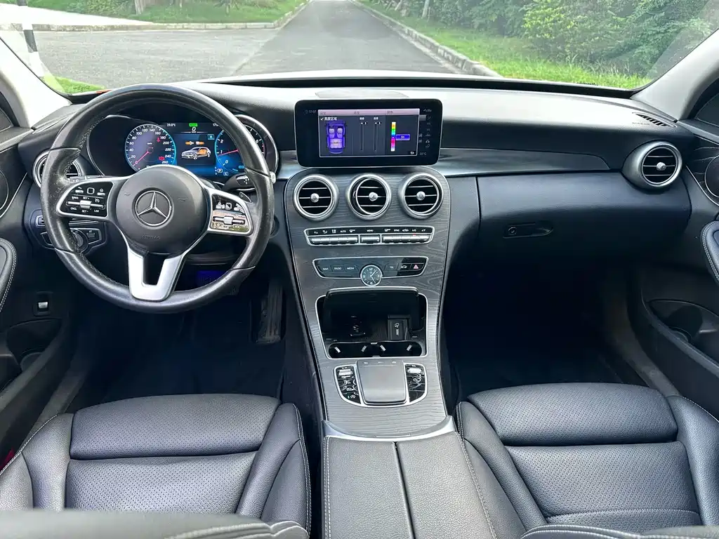 Mercedes-Benz C-Class (Import) — миниатюра 5