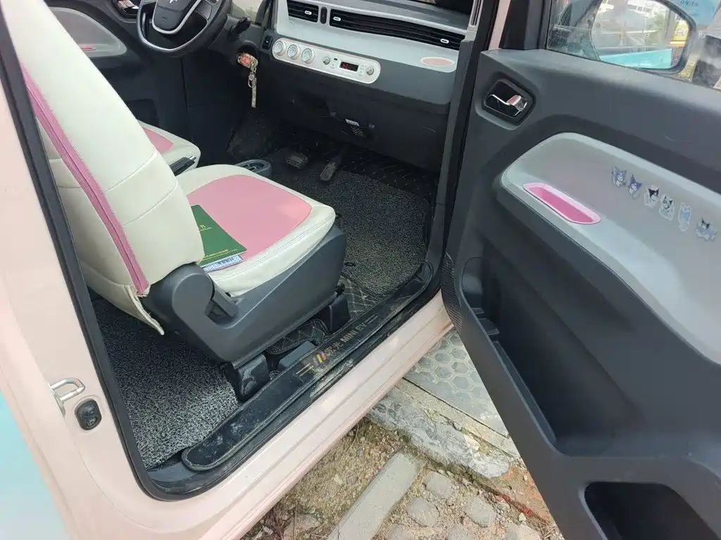 Wuling MINIEV — миниатюра 19
