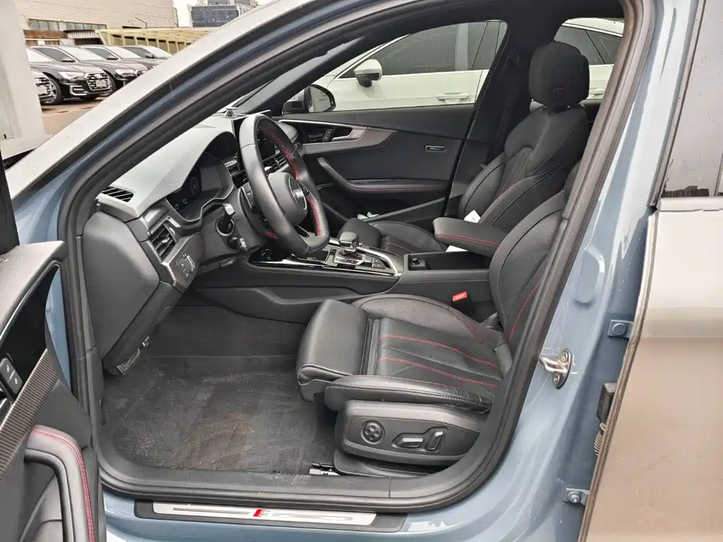Audi A4L — миниатюра 4