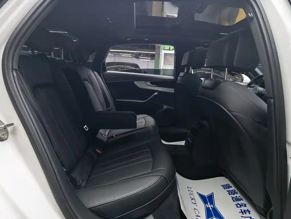 Audi A4L — миниатюра 9
