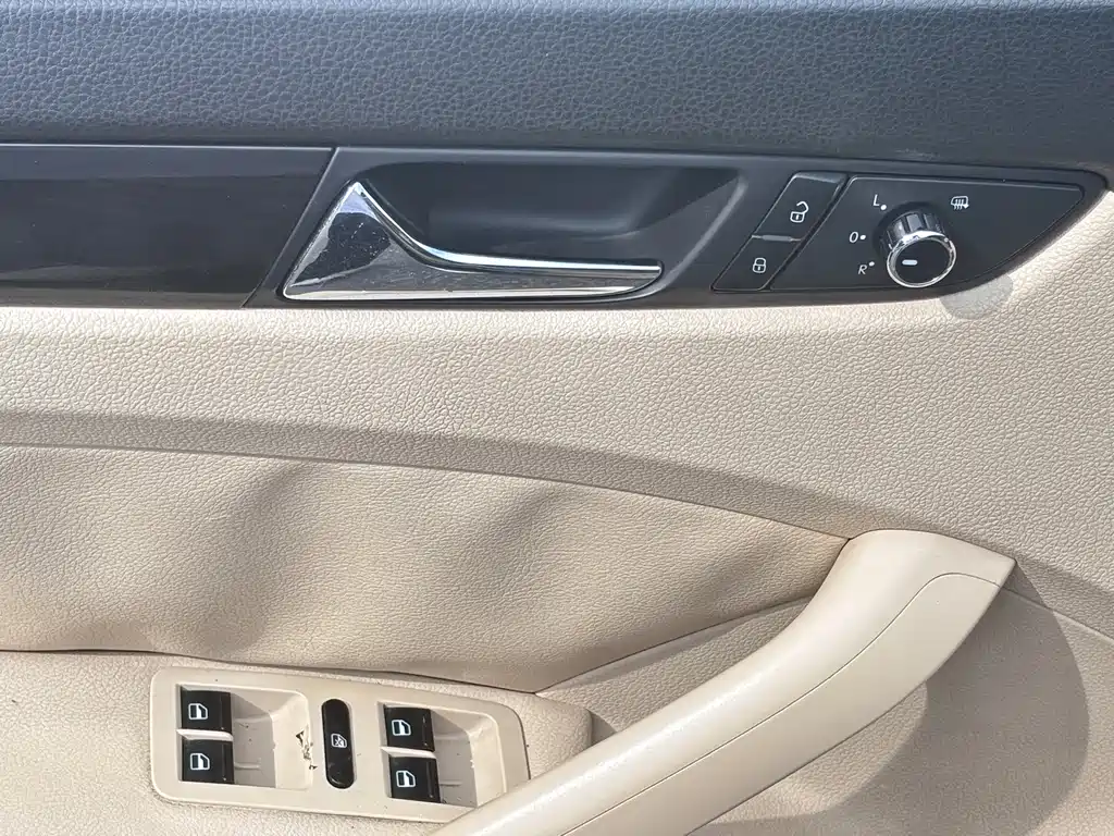 Volkswagen Passat — миниатюра 18