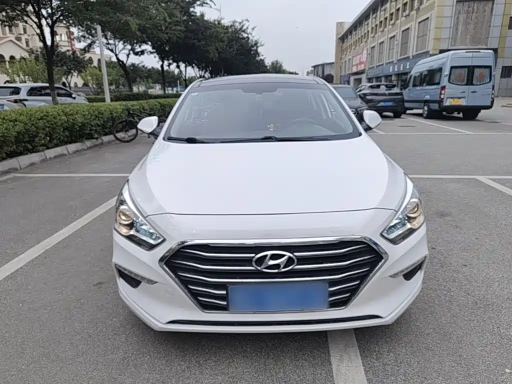 Hyundai Mistra — миниатюра 3