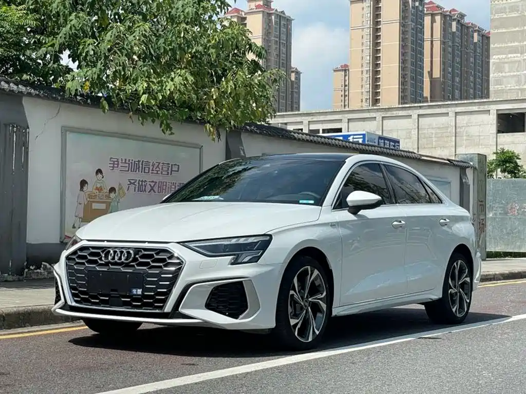 奥迪A3 2022款 A3L Limousine 35 TFSI 时尚运动型 2022