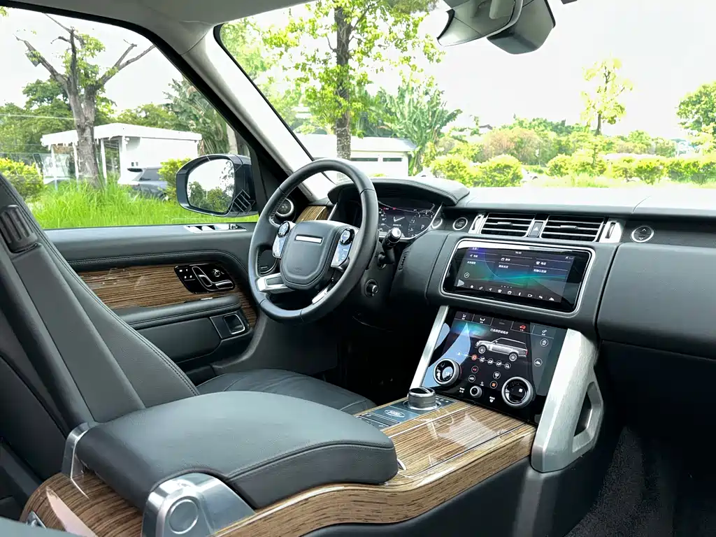 Land Rover Range Rover — миниатюра 20