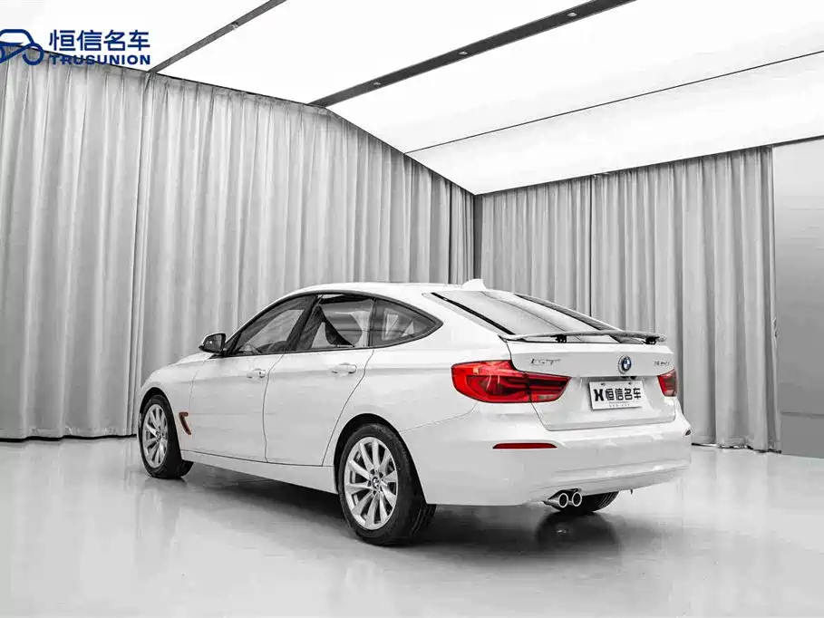 BMW 3 Series GT — миниатюра 7