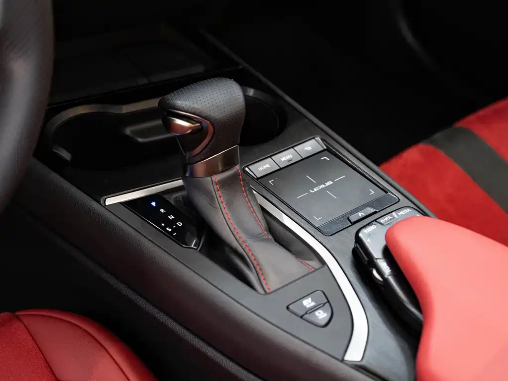 Lexus UX — миниатюра 14
