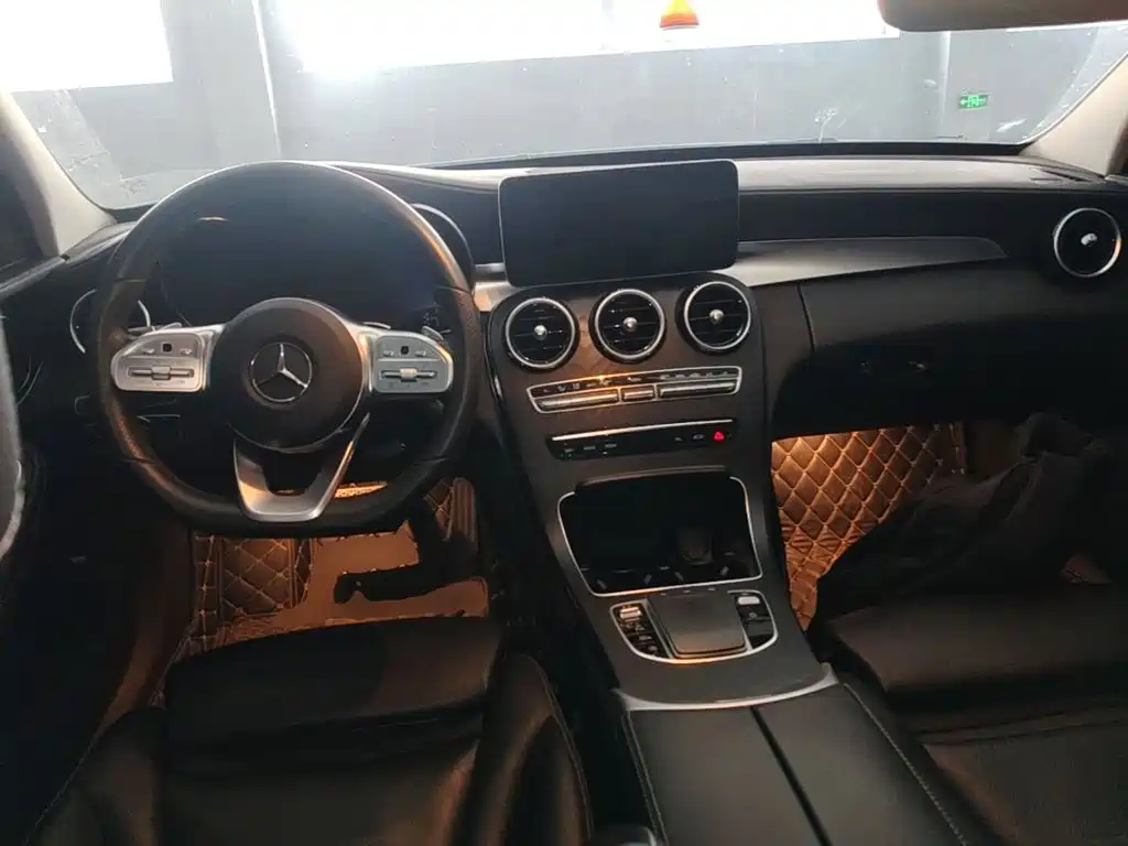 Mercedes-Benz C-Class — миниатюра 10