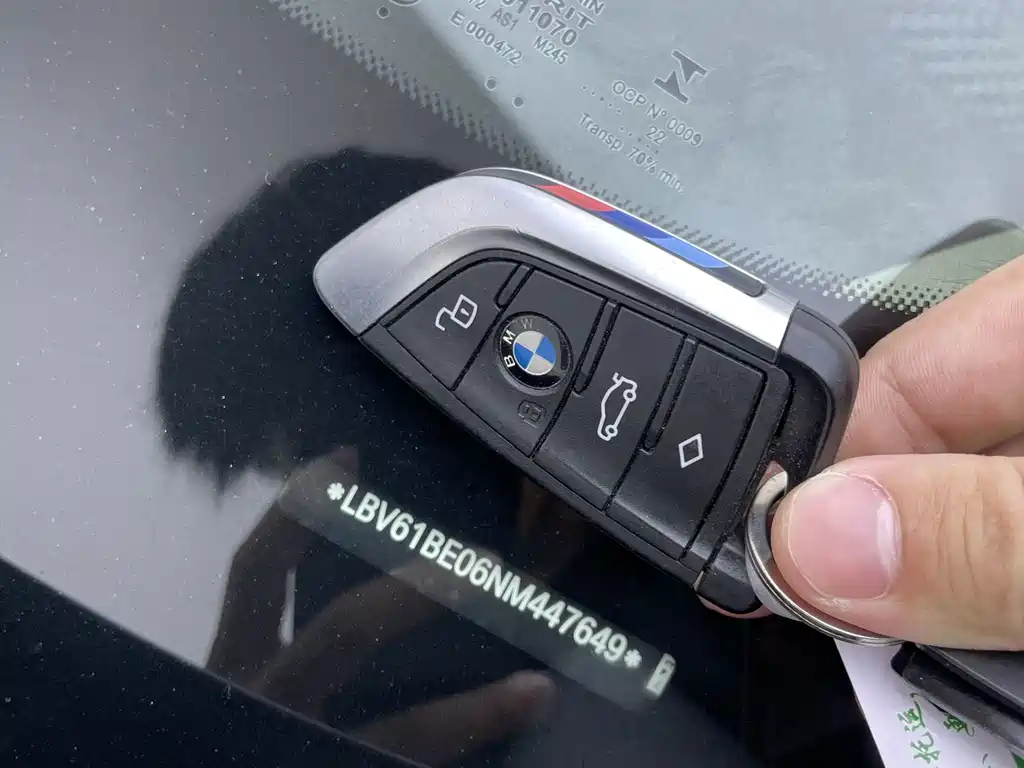 BMW 3 Series — миниатюра 25