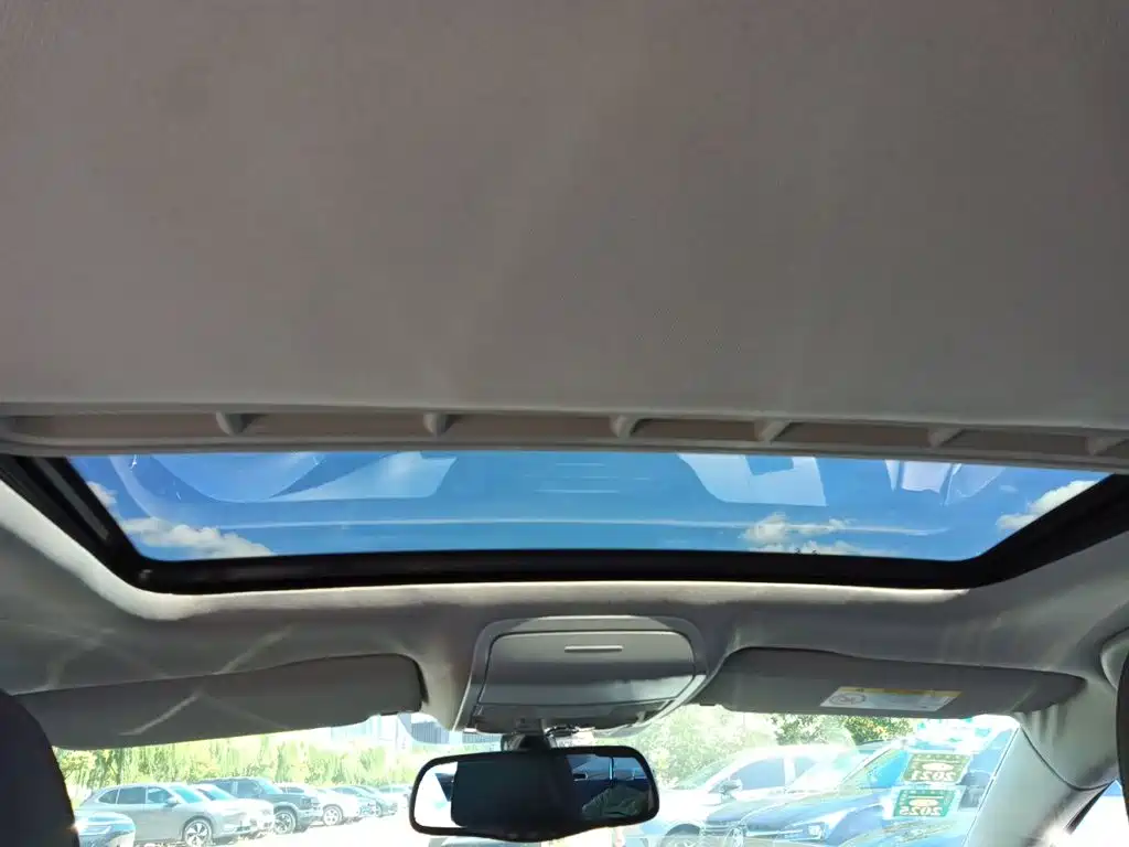 Volkswagen Sagitar — миниатюра 15