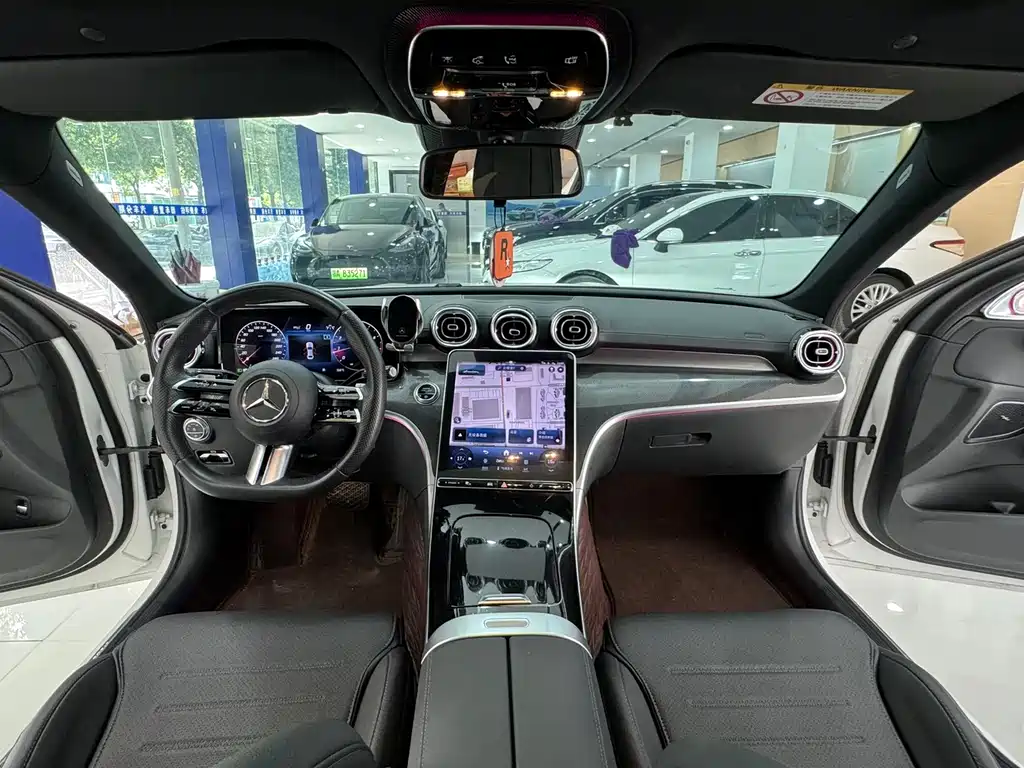 MERCEDES BENZ C CLASS