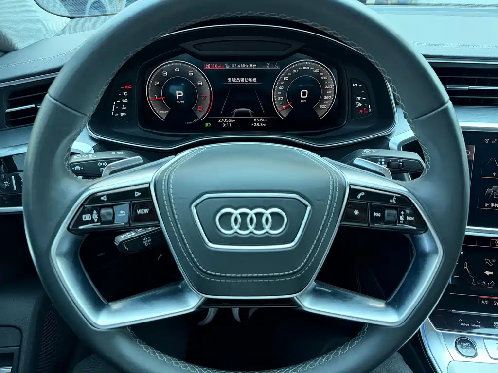 Audi A7L — миниатюра 7