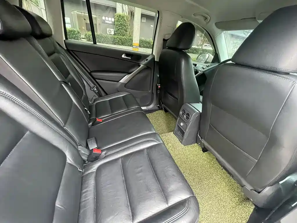Volkswagen Tiguan — миниатюра 10