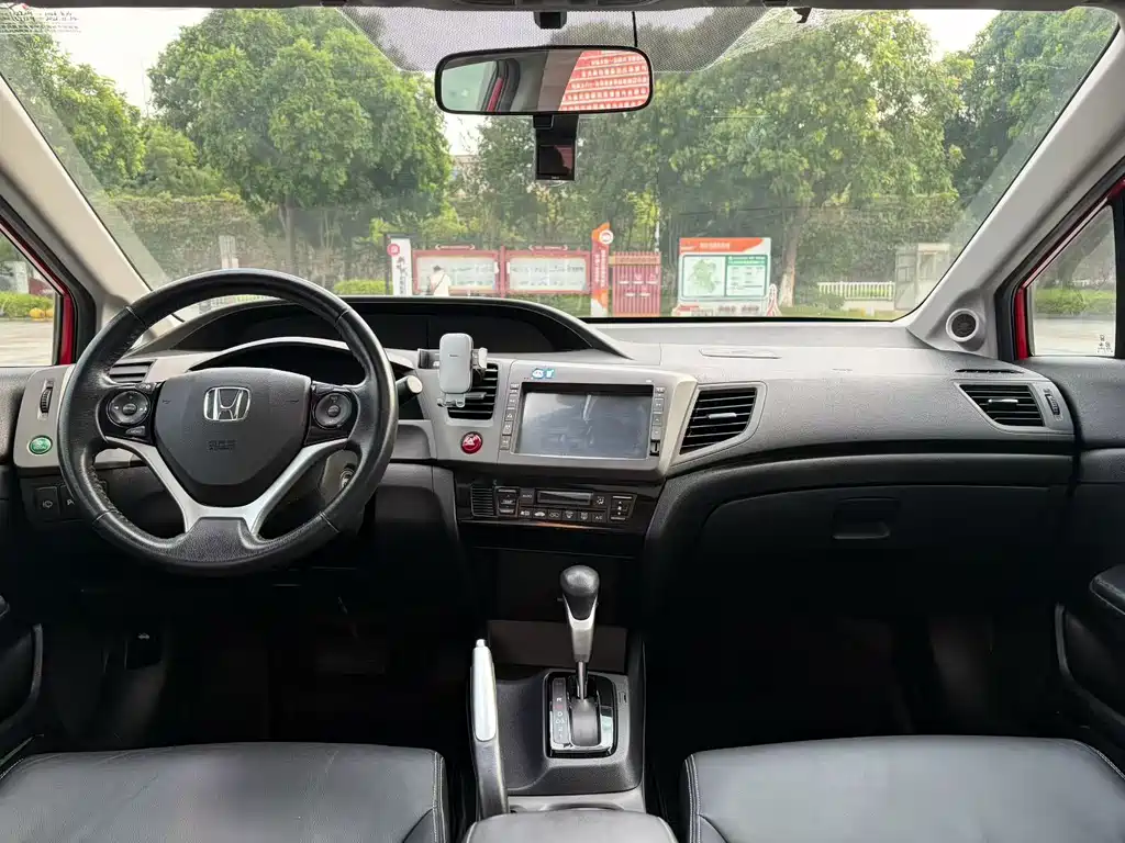 Honda Civic — миниатюра 5