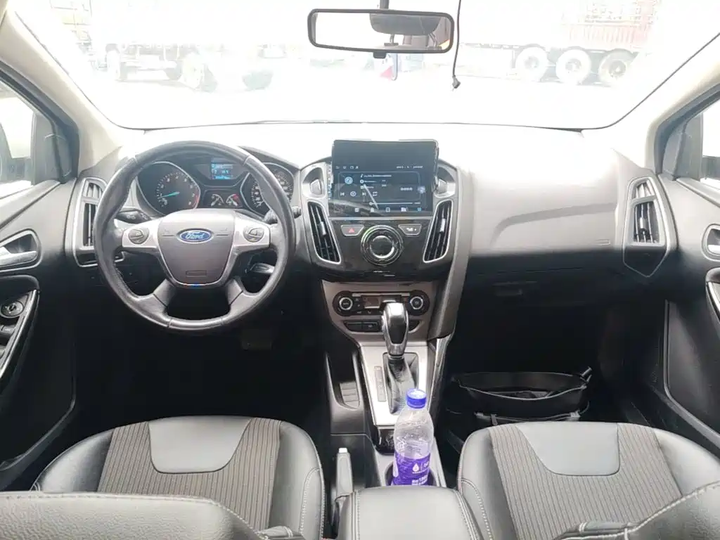 Ford Focus — миниатюра 10
