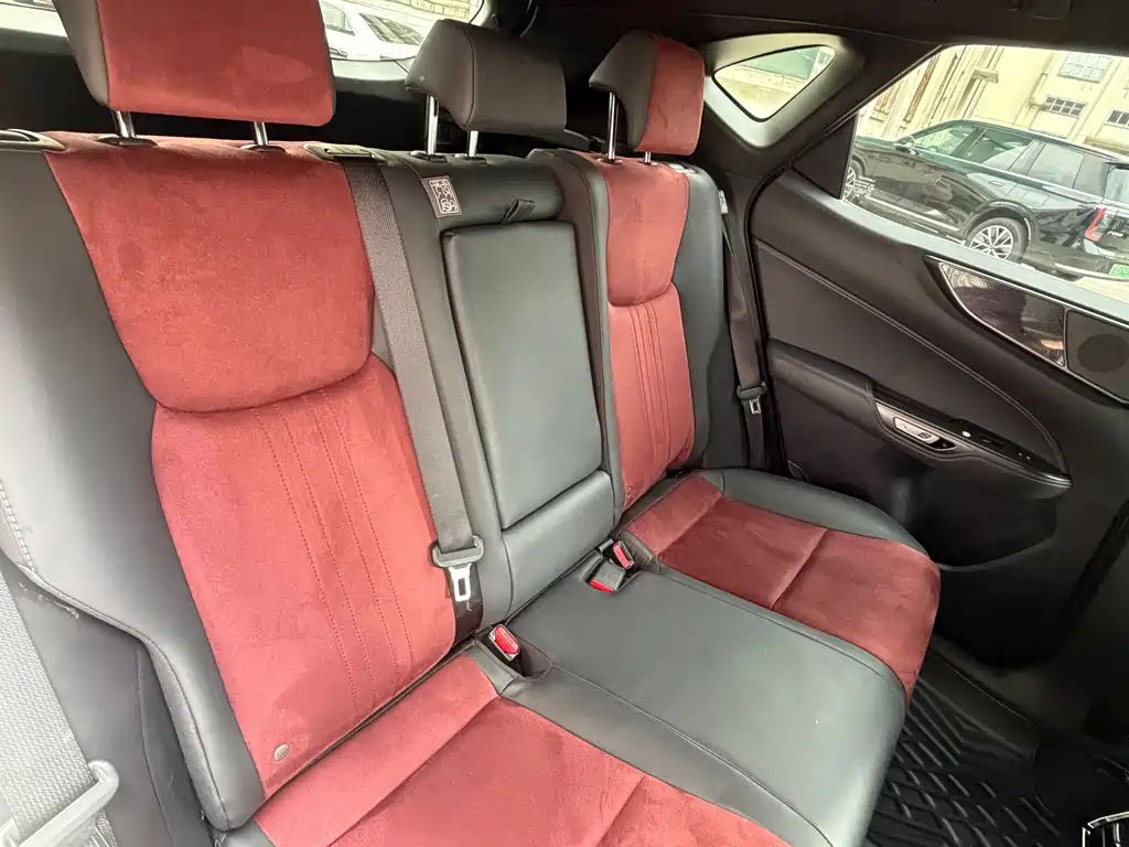 Lexus NX — миниатюра 8