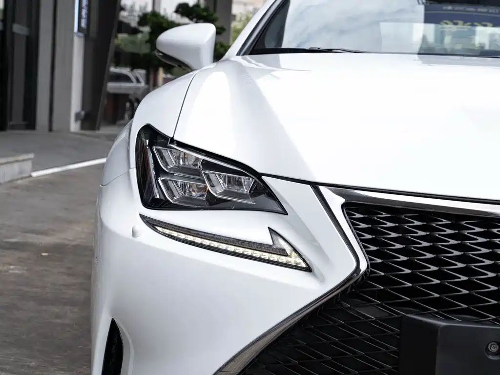 Lexus RC — миниатюра 6