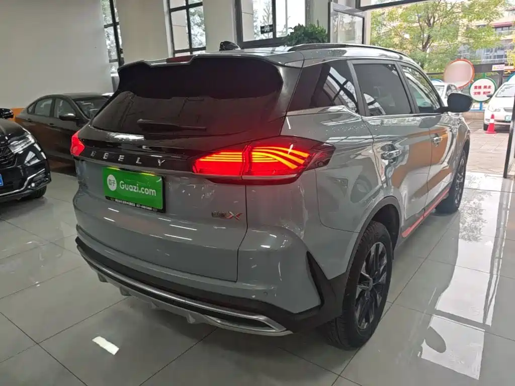 Geely Boyue — миниатюра 7