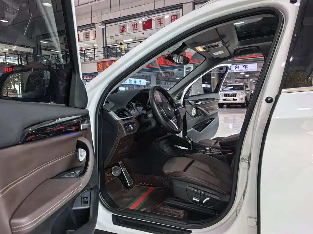 BMW X1 — миниатюра 4