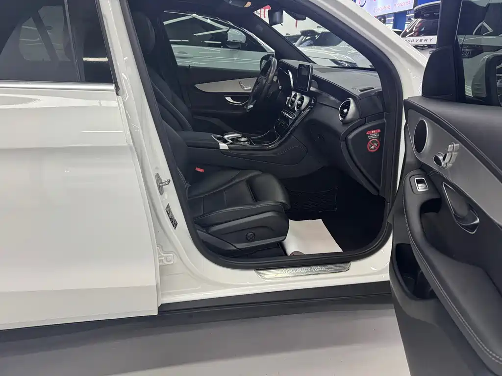 Mercedes-Benz GLC — миниатюра 9