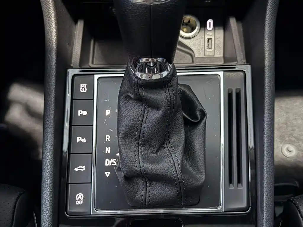 Skoda Superb — миниатюра 8