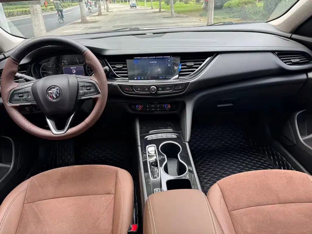Buick Regal — миниатюра 4