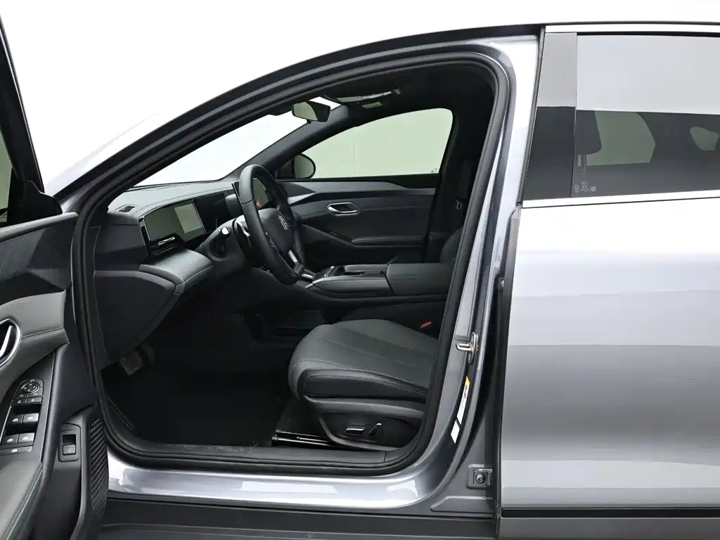 BYD Qin L — миниатюра 9