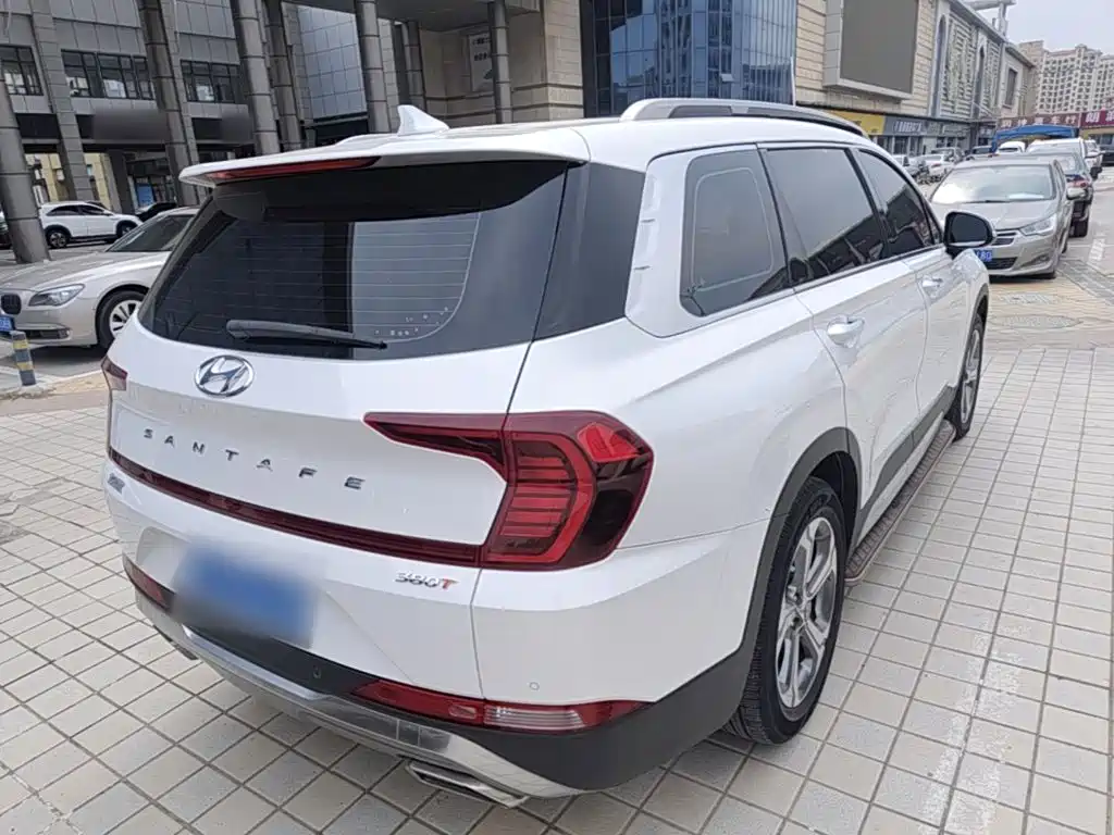 Hyundai Santa Fe — миниатюра 7