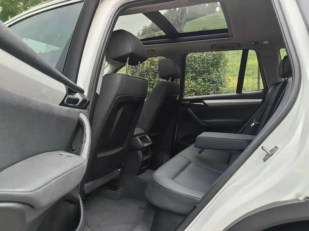 BMW X3 (Import) — миниатюра 11