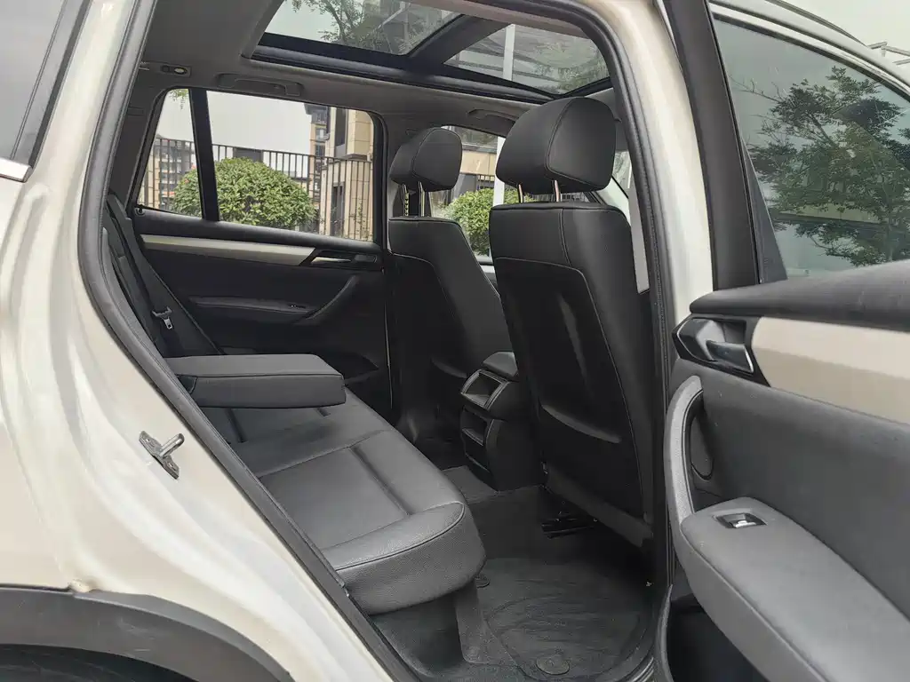 BMW X3 (Import) — миниатюра 12