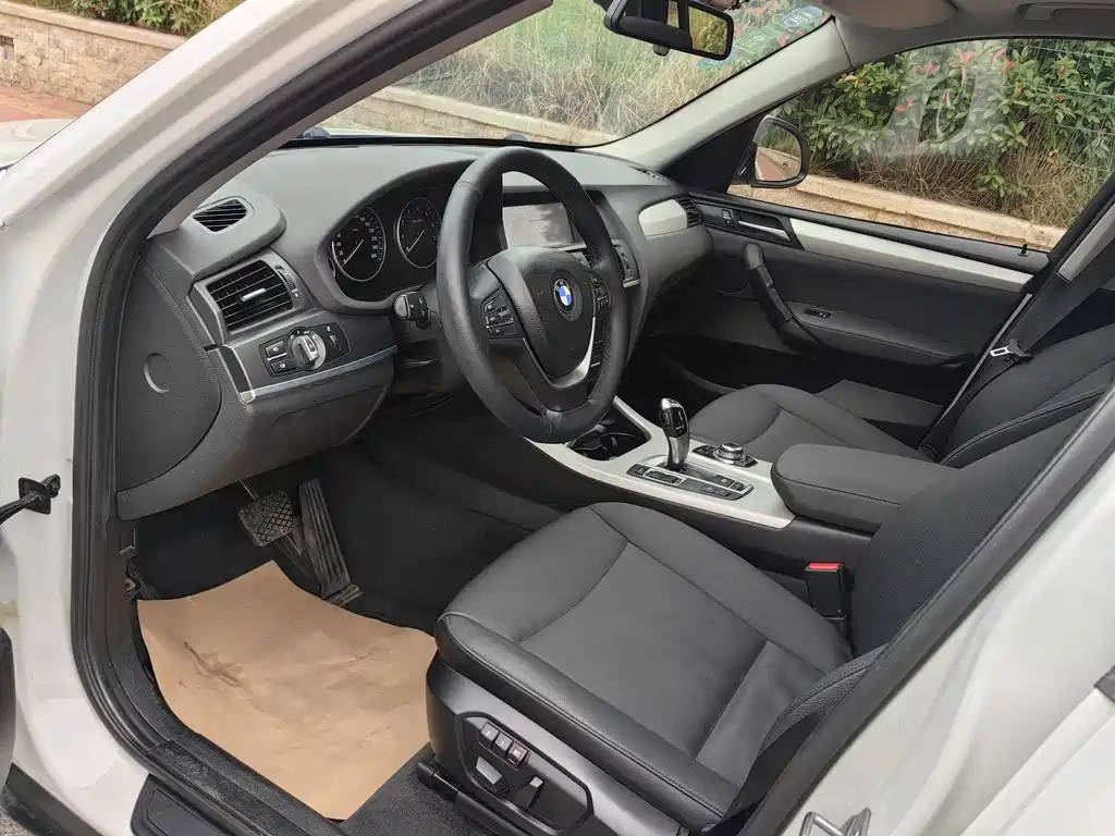 BMW X3 (Import) — миниатюра 7